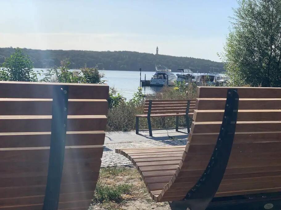Ferienhaus Am Wasser - Citynah Berlim Exterior foto